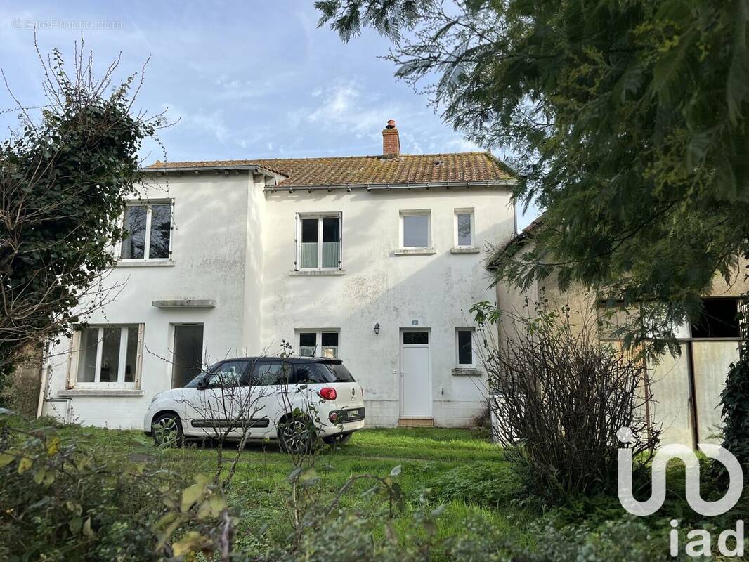 Photo 1 - Maison à PAULX