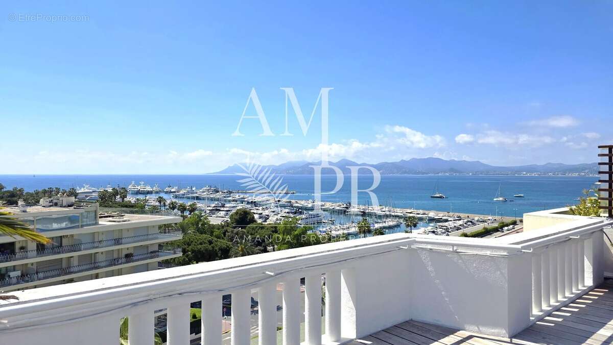 Appartement à CANNES