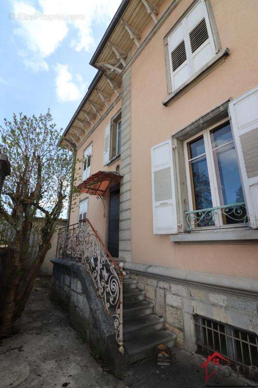 Maison à PONTARLIER