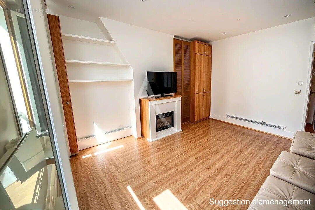 Appartement à PARIS-18E