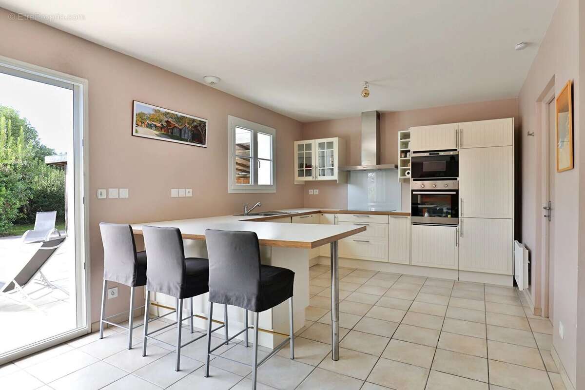 Maison à PARENTIS-EN-BORN