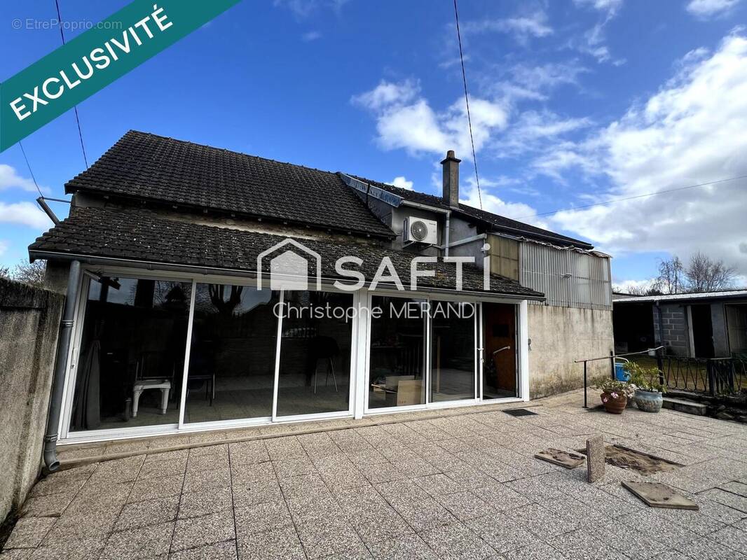 Photo 1 - Maison à DANGE-SAINT-ROMAIN