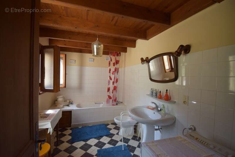 Maison à vendre 4 pièces TOUR DE FAURE (46) - photo 12