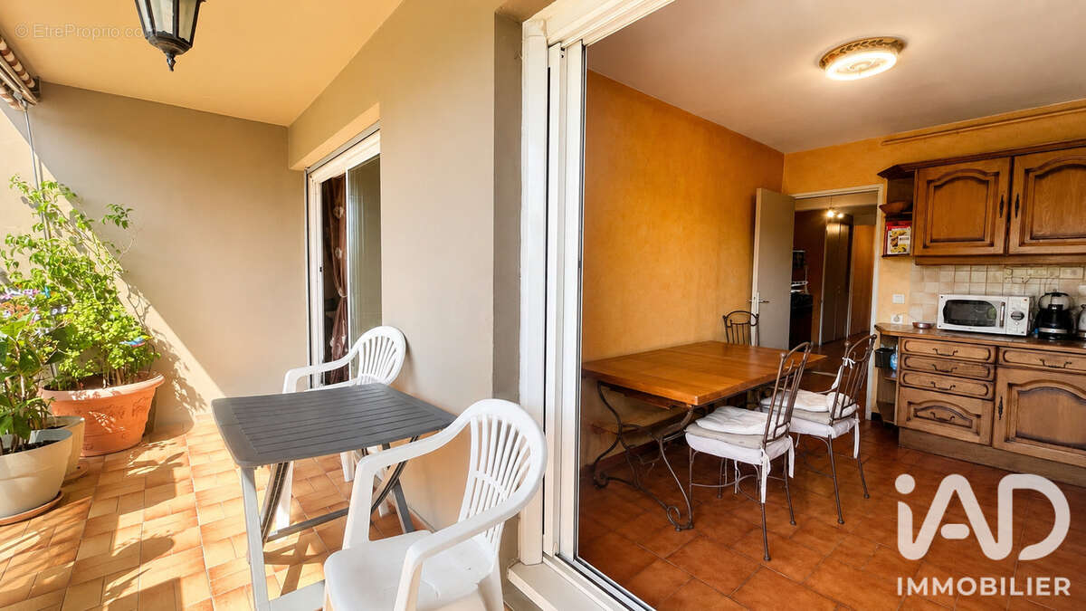 Photo 8 - Appartement à MARSEILLE-11E