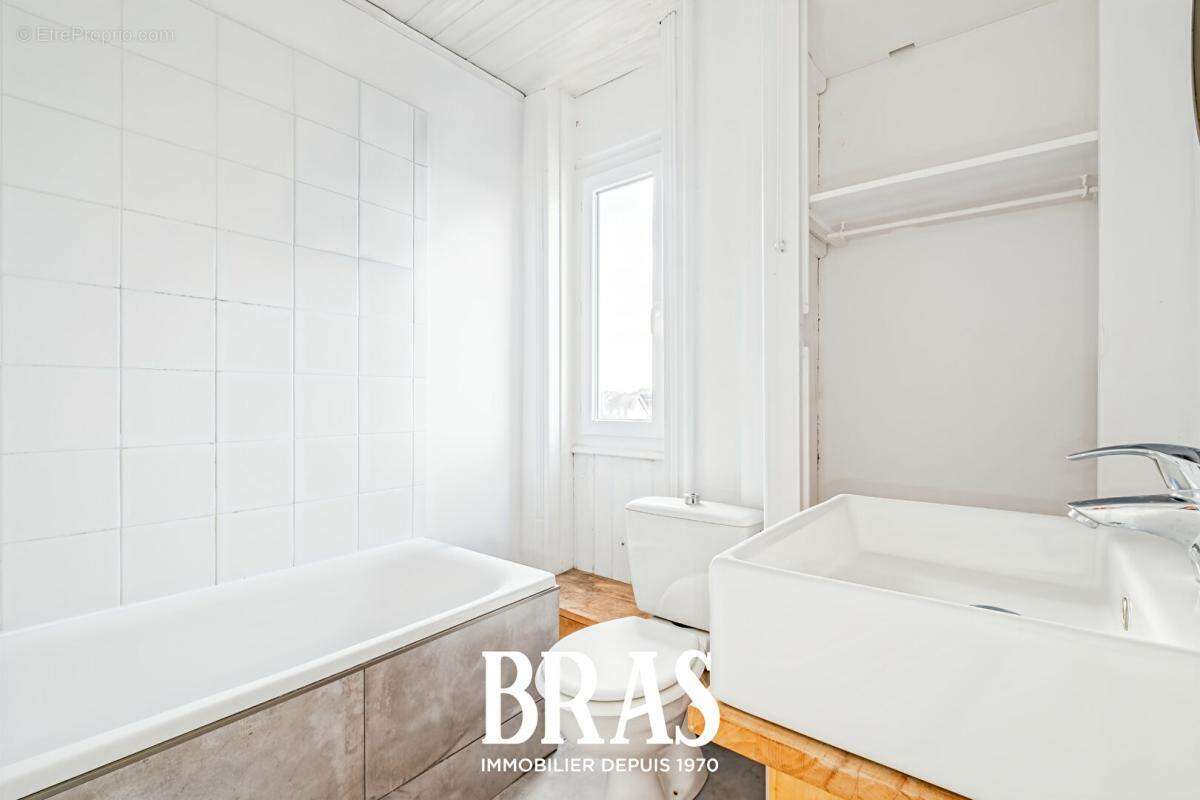 Appartement à LE POULIGUEN