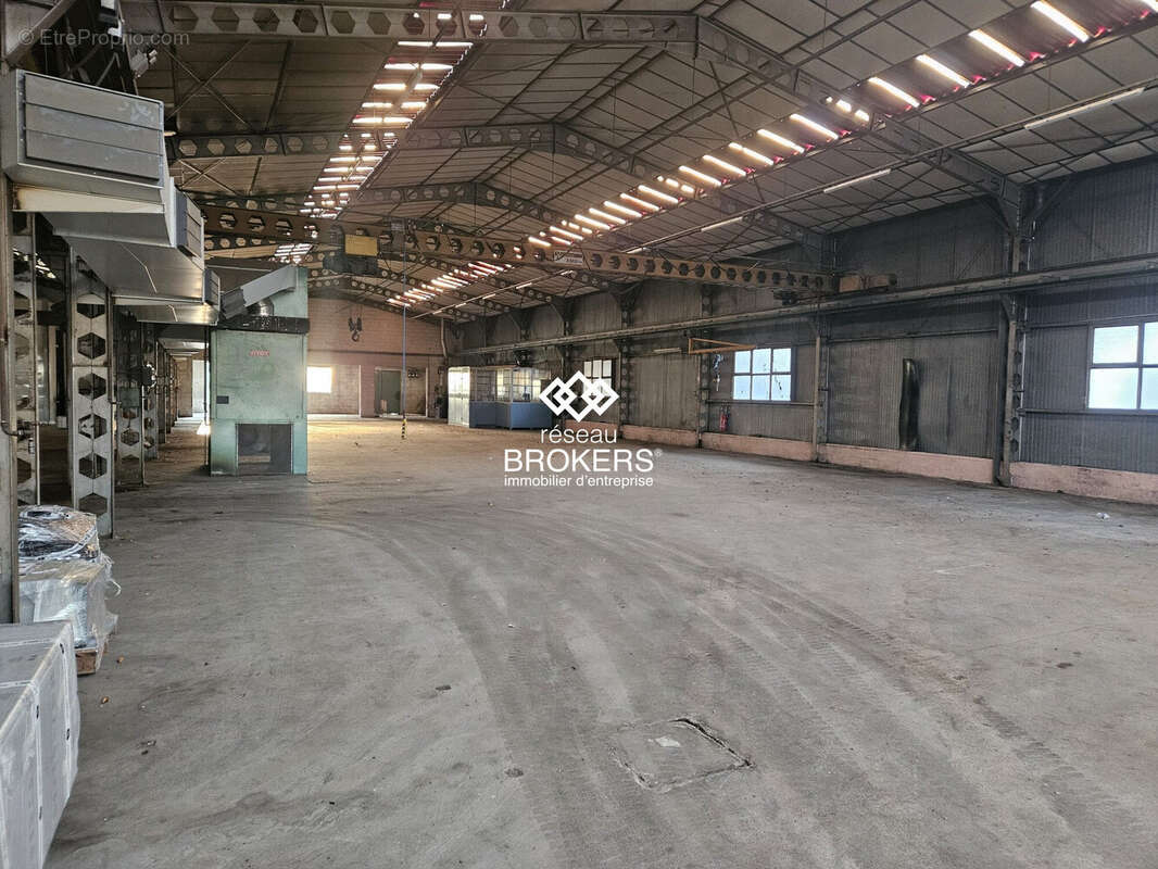 Commerce à COUSANCE