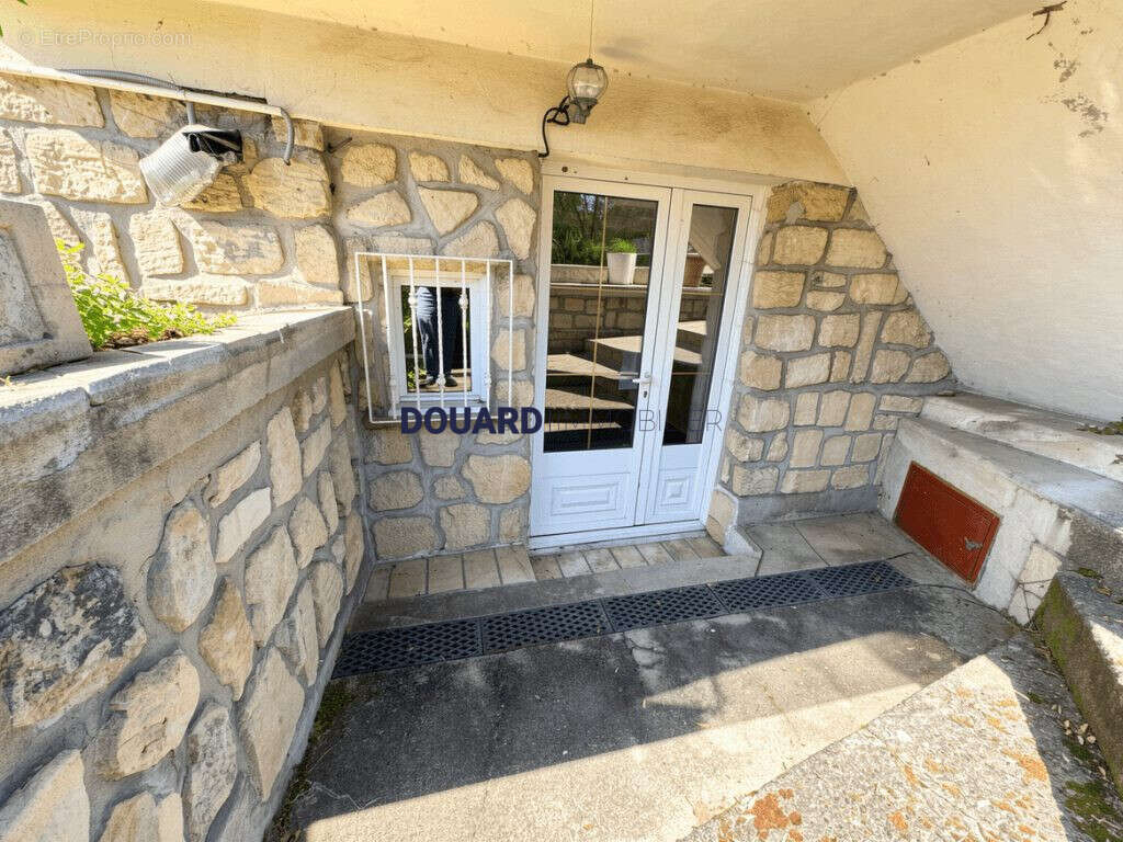 Maison à HOUILLES