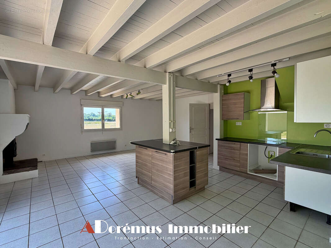 HAUT QUINSAC   Maison familiale 165 m2  4 chambres + bureau  Garage  Terrain 1 500 m2 - photo 5