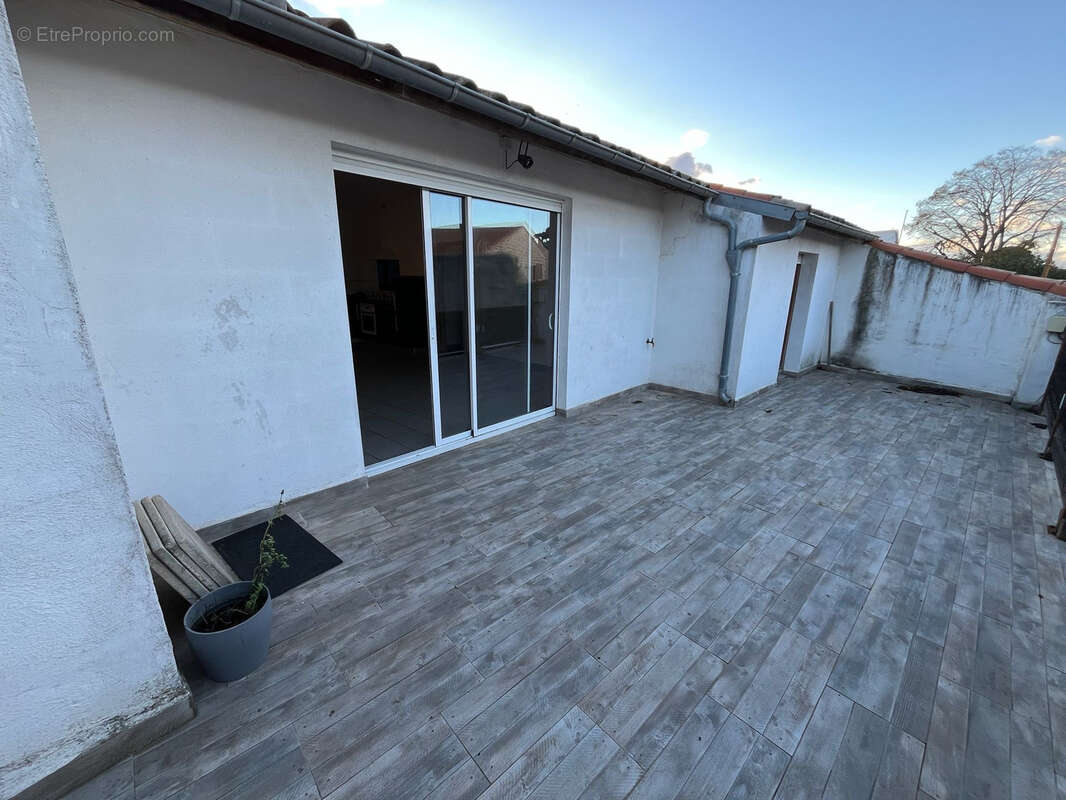 Appartement à SALLELES-D'AUDE