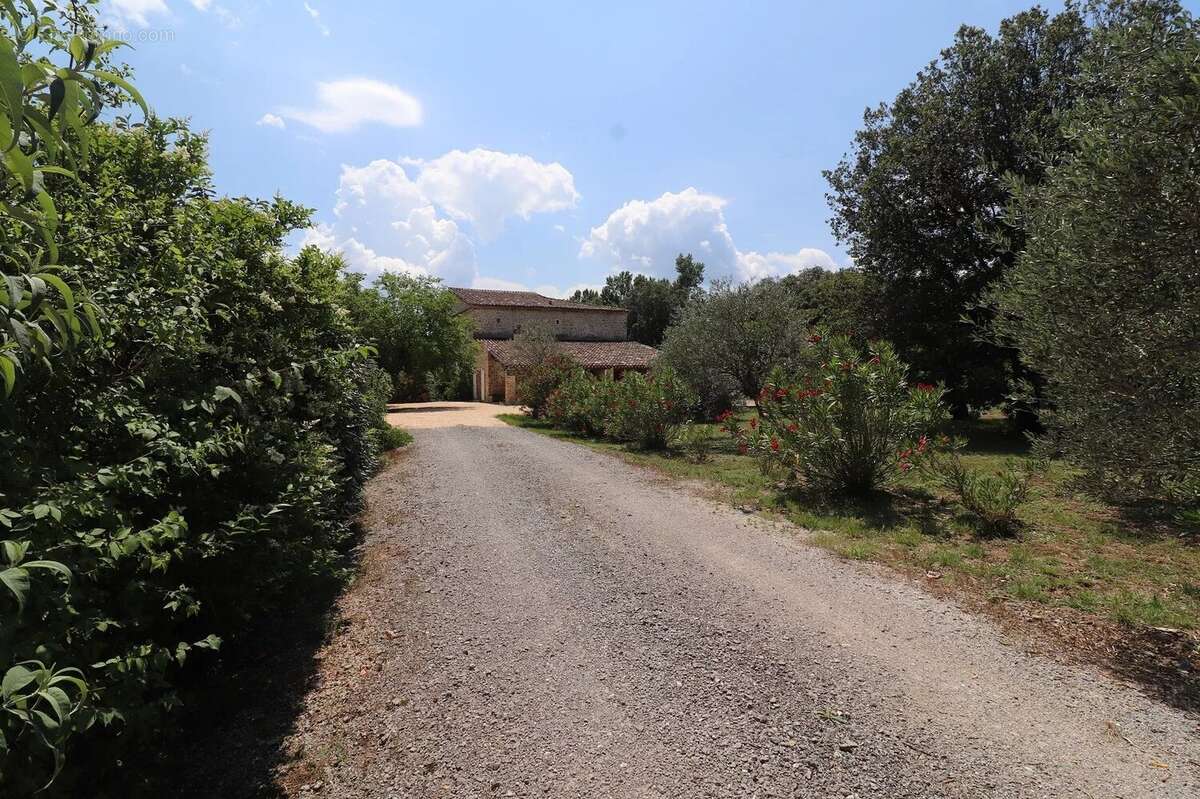 Maison à SAINT-MARTIN-DE-VALGALGUES