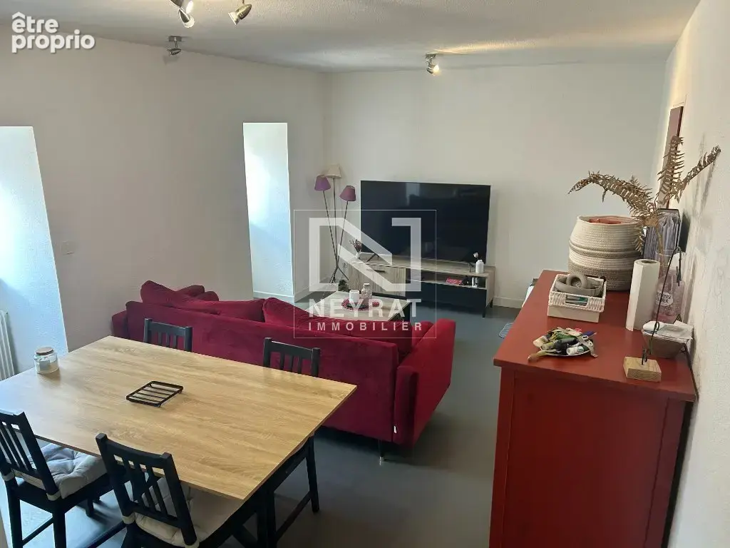 Appartement à AUXONNE