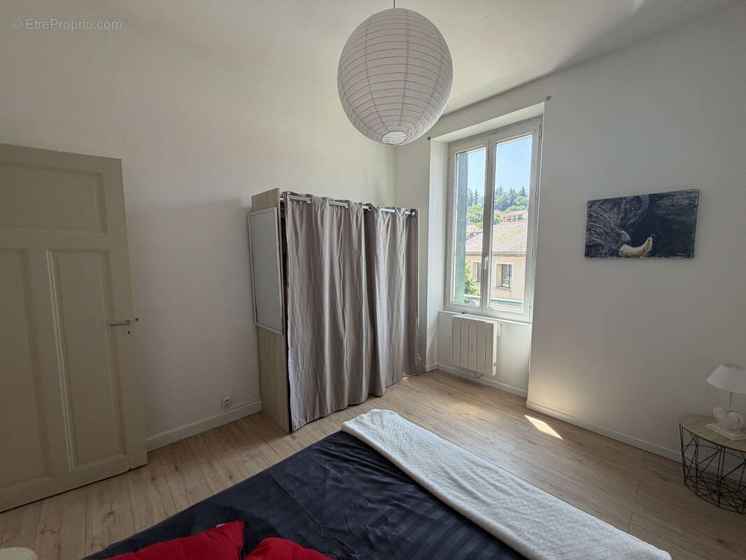 Appartement T4 de 93 m2 Lumineux, 3 chambres - Environnement calme - photo 17