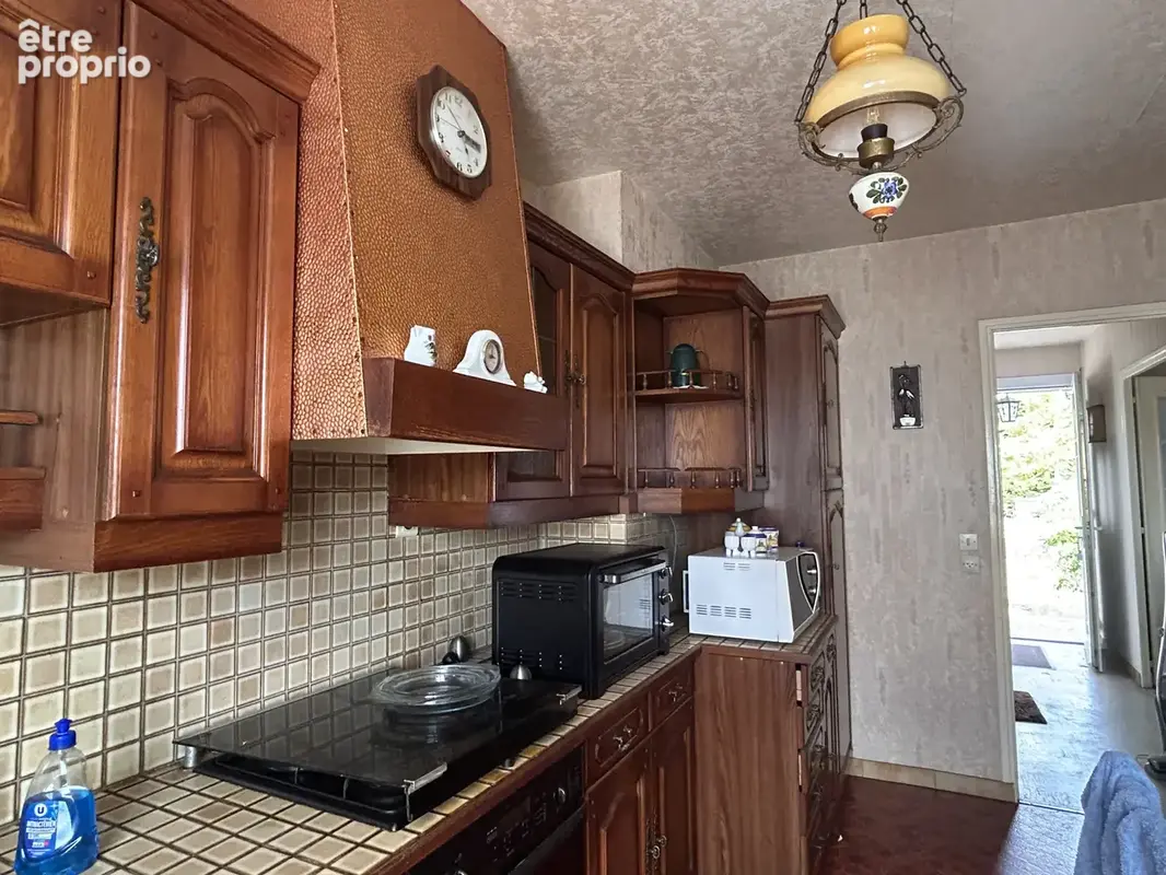 A VENDRE - Maison sur sous-sol complet  3 pièces avec garage et jardin à Chaillac - photo 11