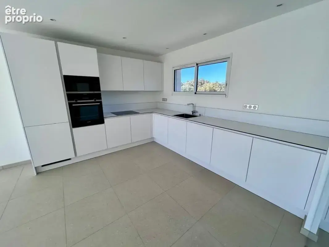 A vendre : villa t5 150m² neuve vue mer - cavalaire-sur-mer - photo 4