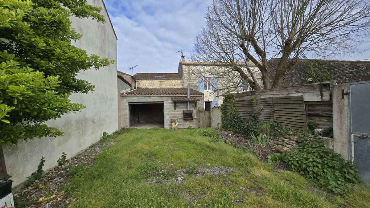 Maison à ARDILLIERES
