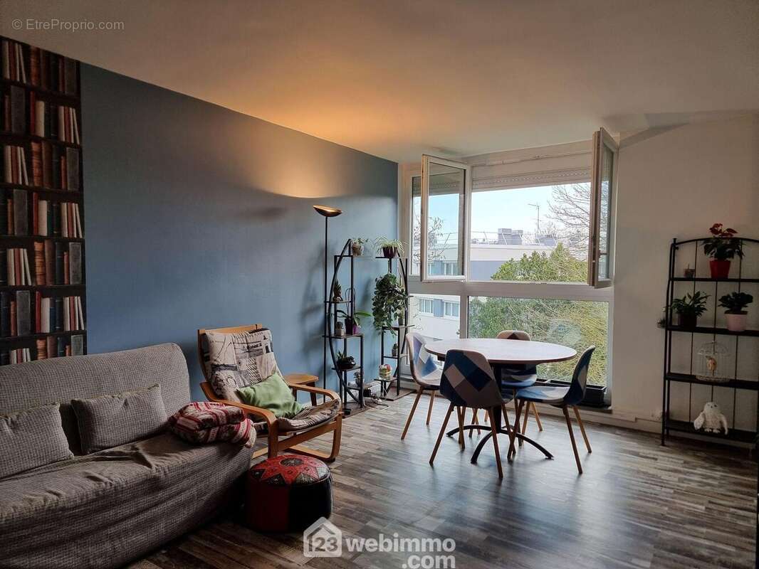 Appartement à VILLENEUVE-LE-ROI