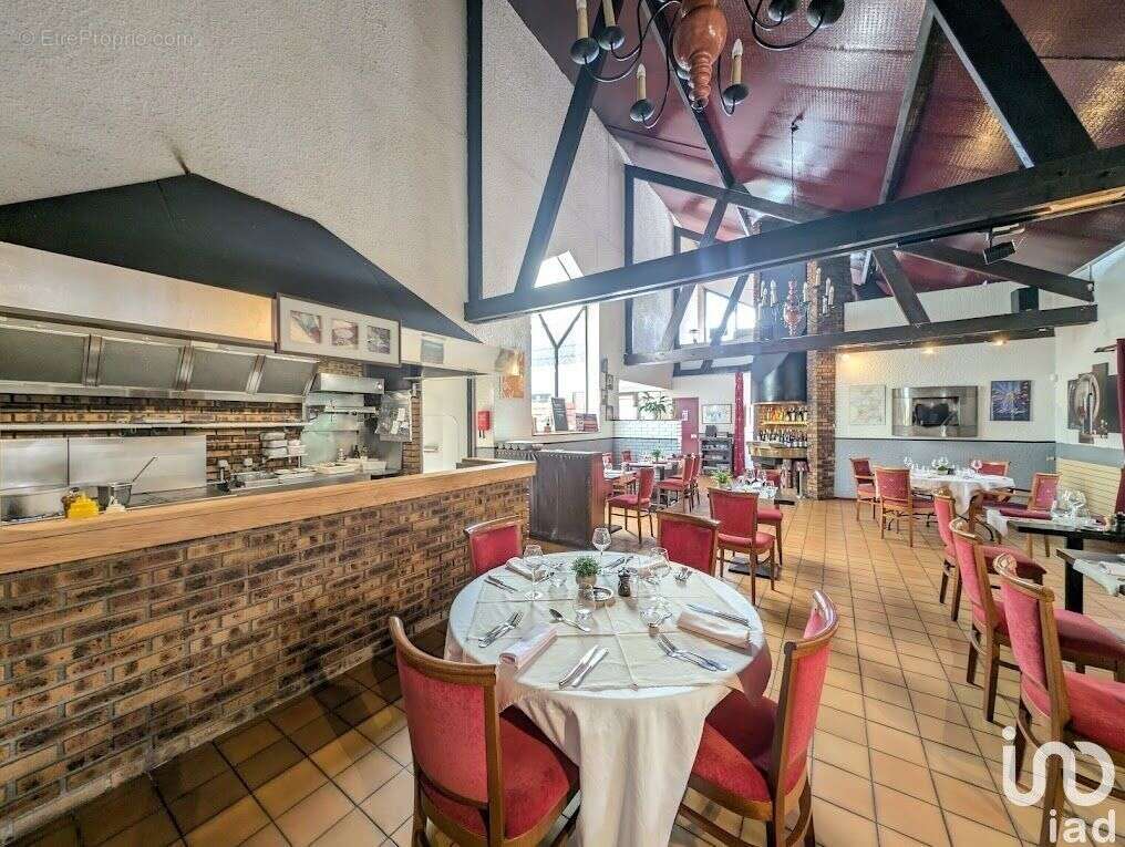 Photo 3 - Commerce à ERAGNY