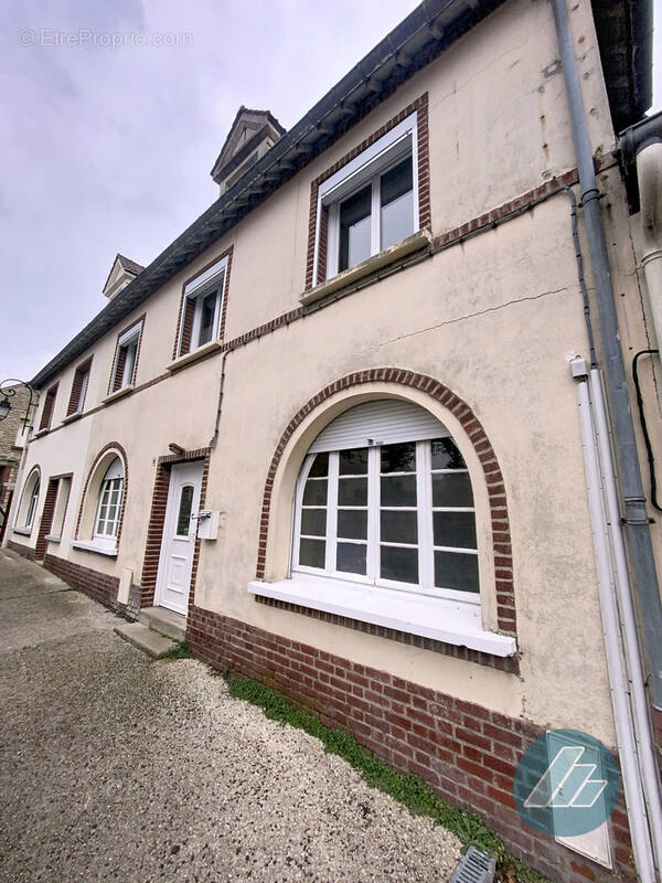 Maison à LONGPRE-LES-CORPS-SAINTS