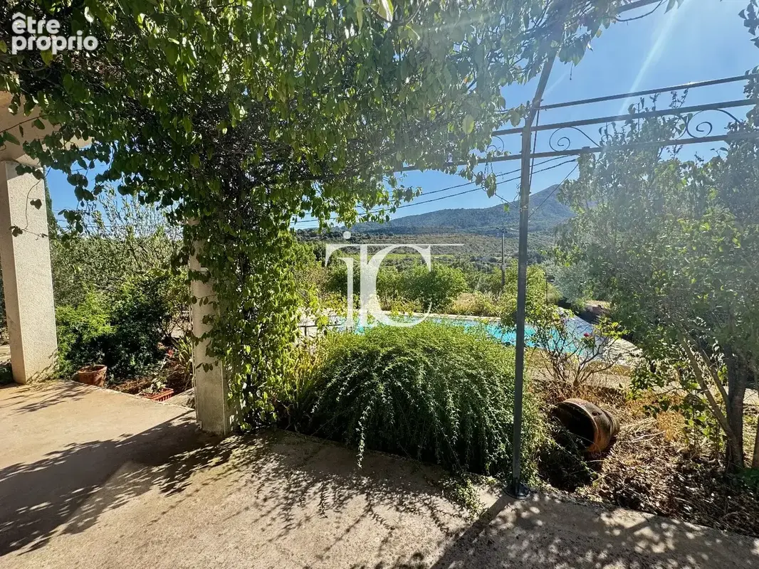 Villa centre ville les vans 125m² 4chambres 979 m² de terrain avec piscine - photo 14