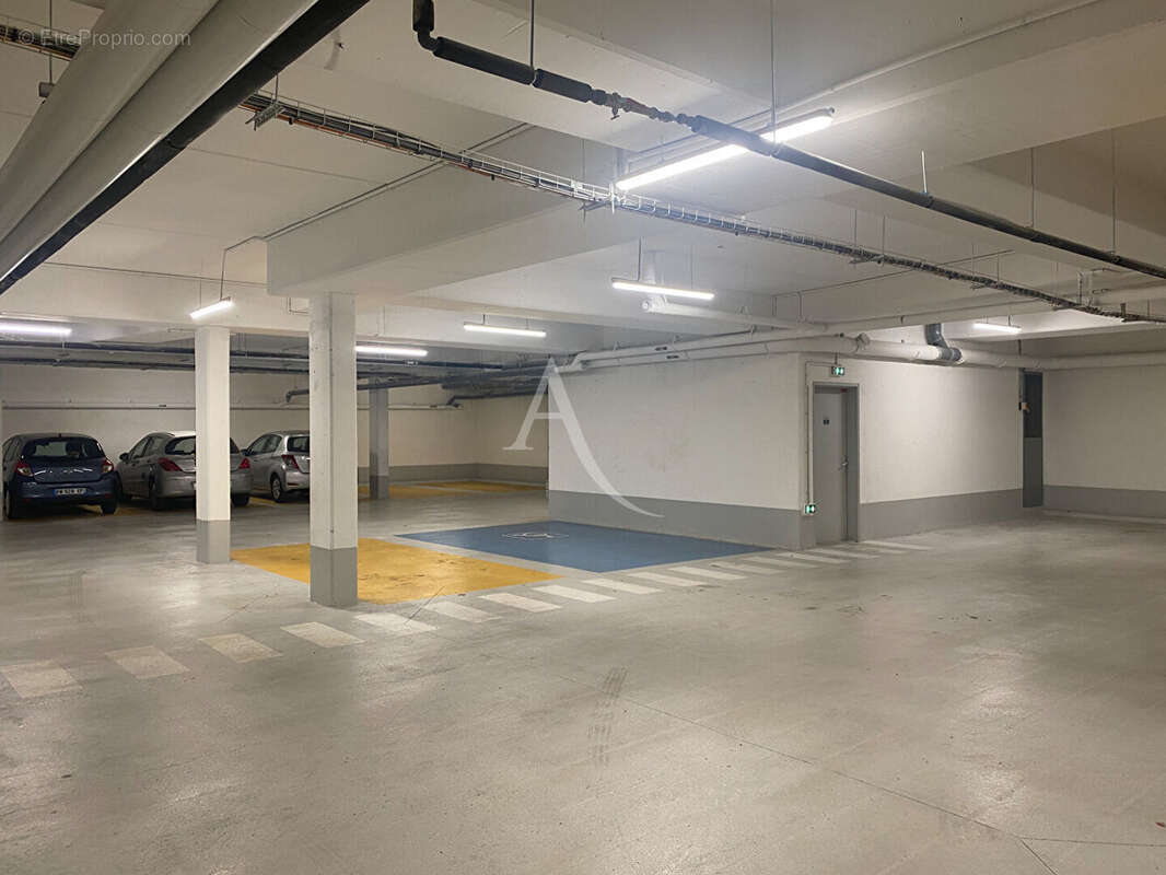 Parking à ASNIERES-SUR-SEINE