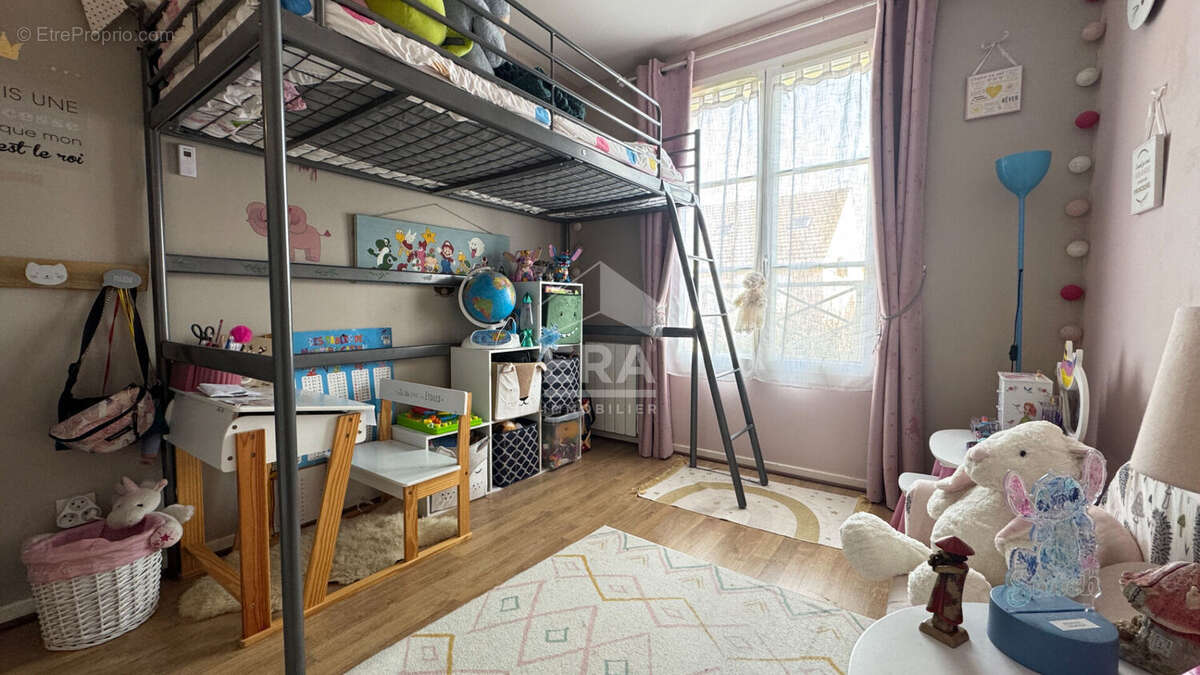 Maison à CORBEIL-ESSONNES