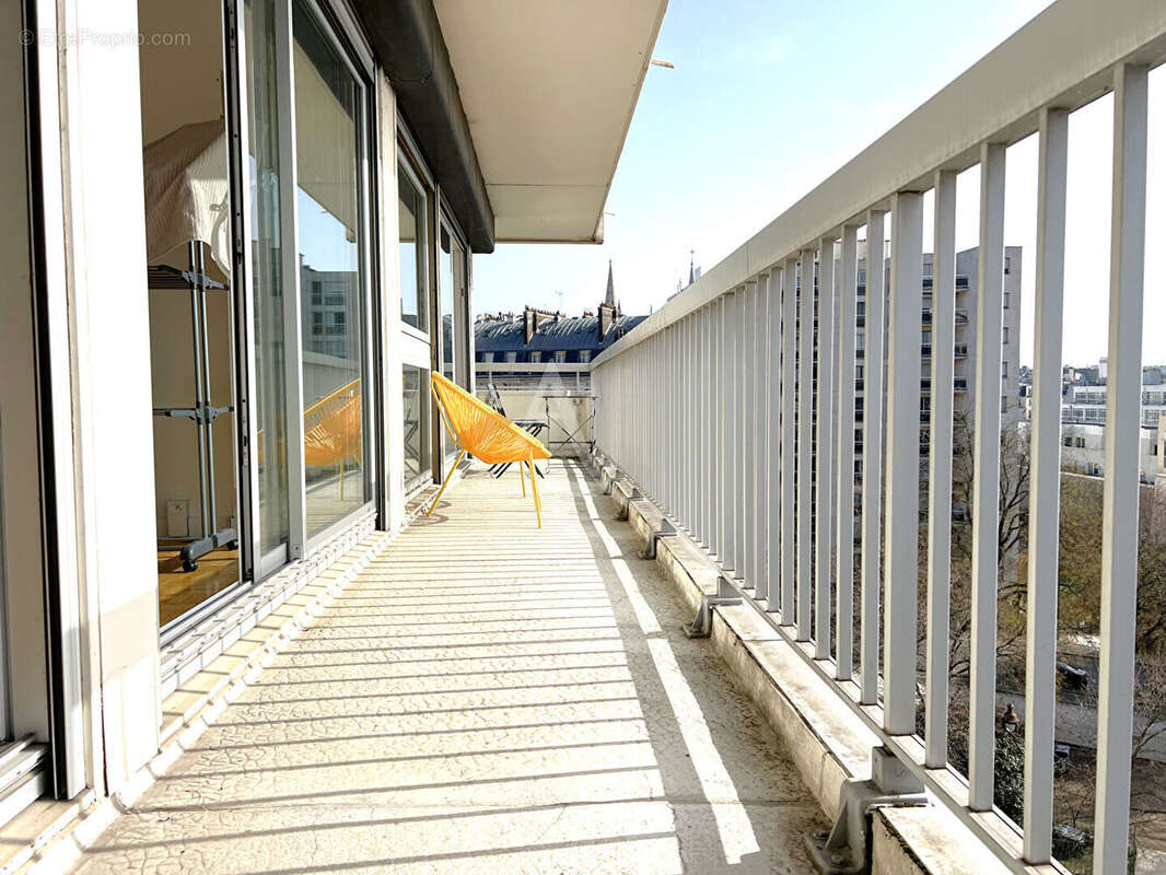 Appartement à PARIS-11E