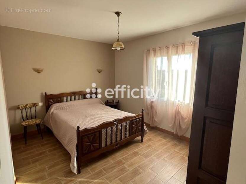 Maison à LE GIROUARD