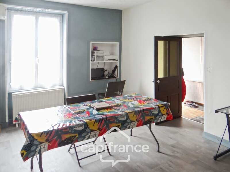 Maison à COMMENTRY