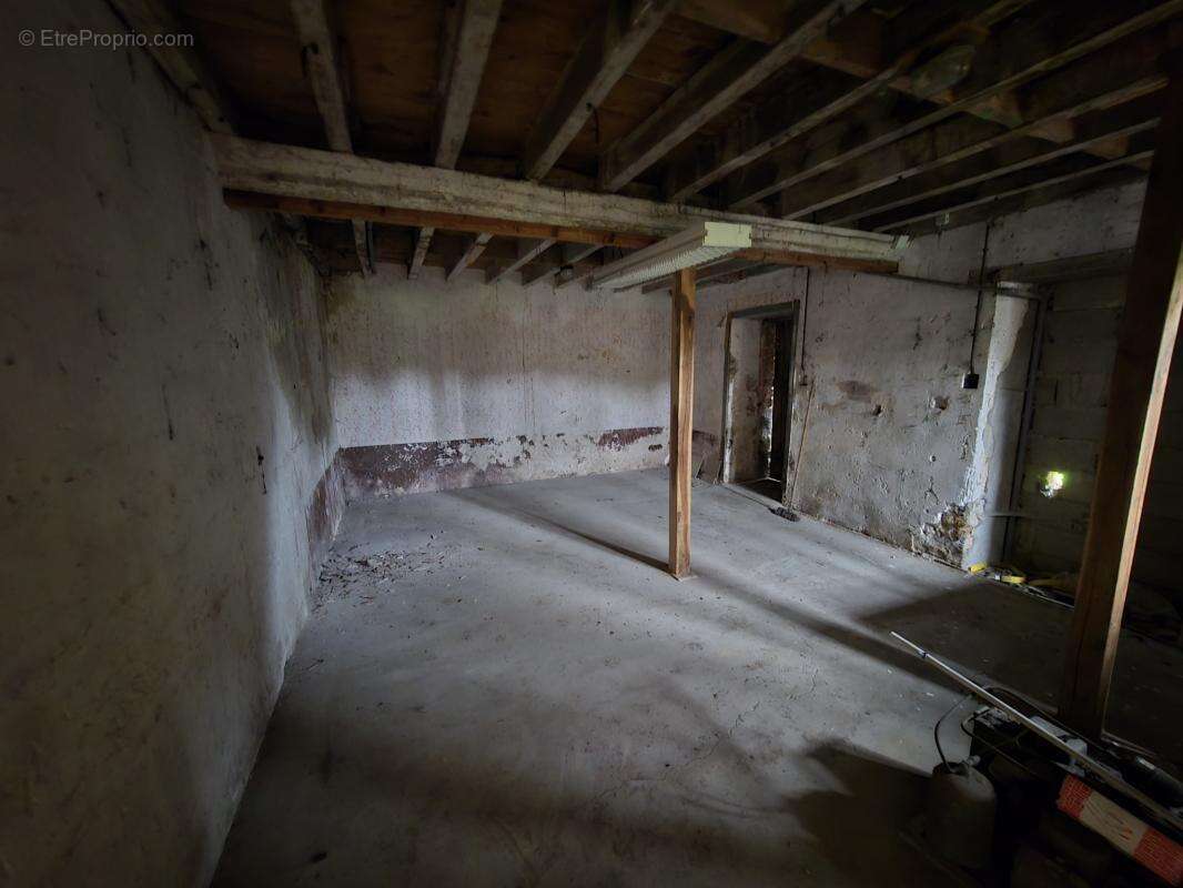 Appartement à JUIGNE-SUR-SARTHE