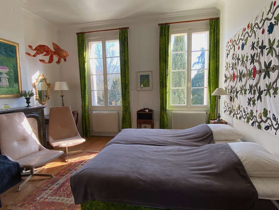 Maison à SAINT-SEURIN-SUR-L'ISLE