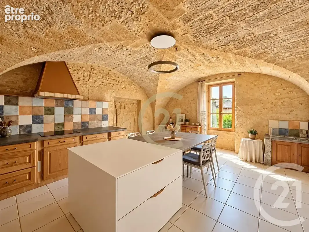 Maison 8 pièces 309 m² à vendre à Remoulins (30210) - photo 7