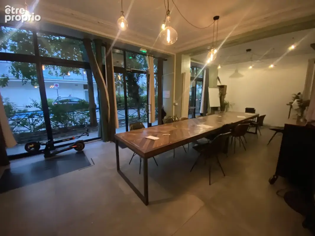 Commerce 121 m² à Levallois-Perret  - photo 2
