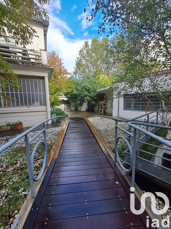 Photo 6 - Commerce à LYON-8E