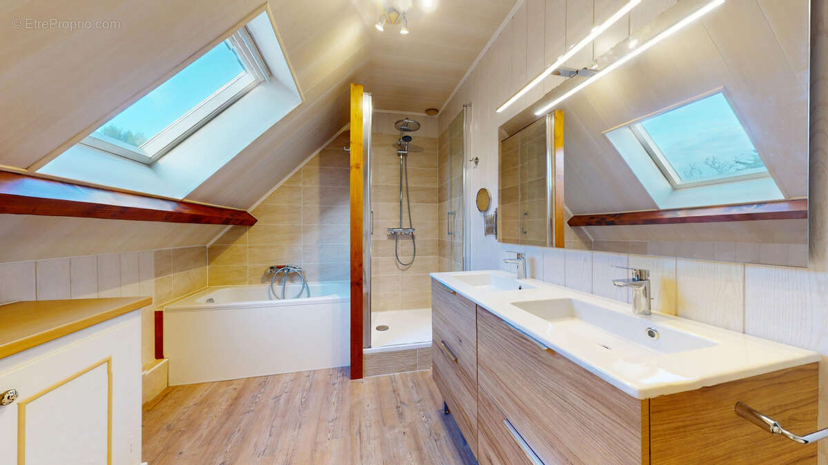 Maison à MONTIGNY-LES-CORMEILLES