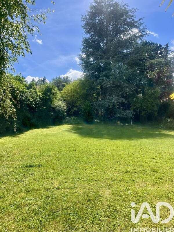 Terrain 403 m² à Ronquerolles  - photo 2