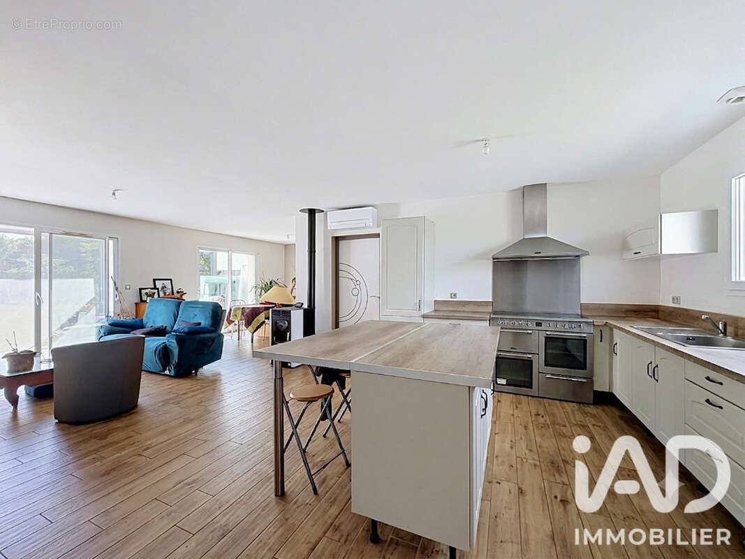 Maison 92 m² à Geloux  - photo 3