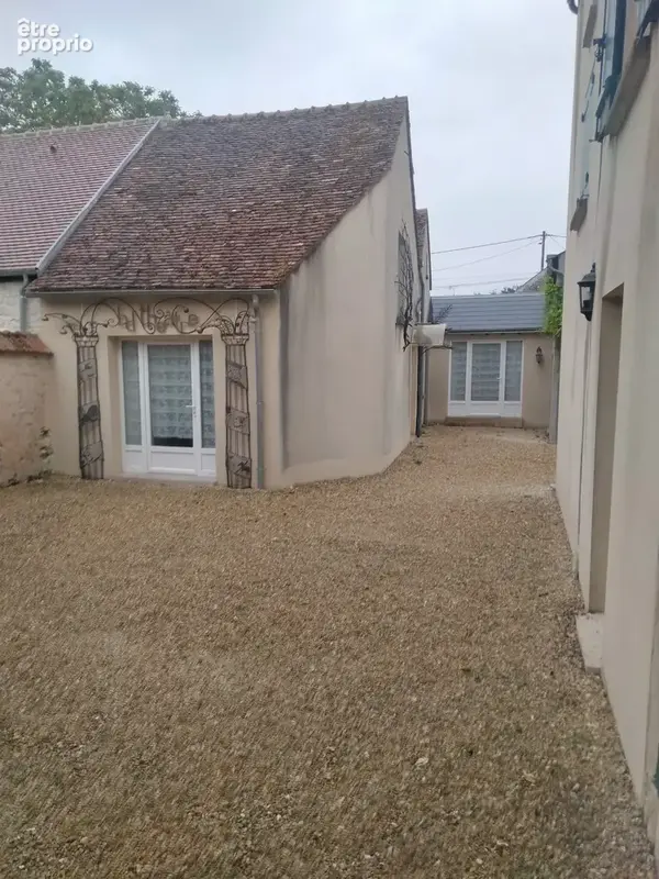 Propriété de caractère   4 logements indépendants   idéal investisseur ou projet familial - photo 2