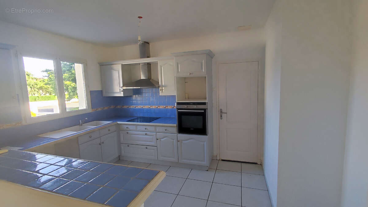 Maison plain pied 120 m2 - secteur calme proche des commodites - photo 5