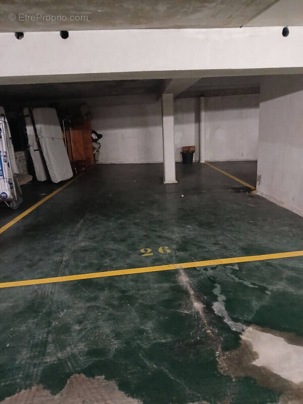 Parking à PARIS-5E