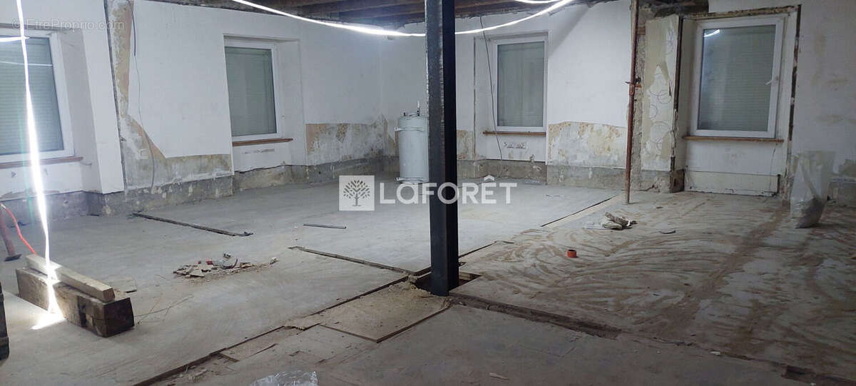 Immeuble de rapport Beaucourt 8 pièce(s) 350 m2 - photo 7