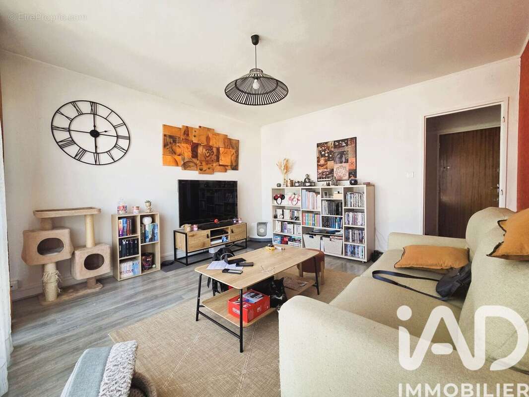 Photo 2 - Appartement à TROYES