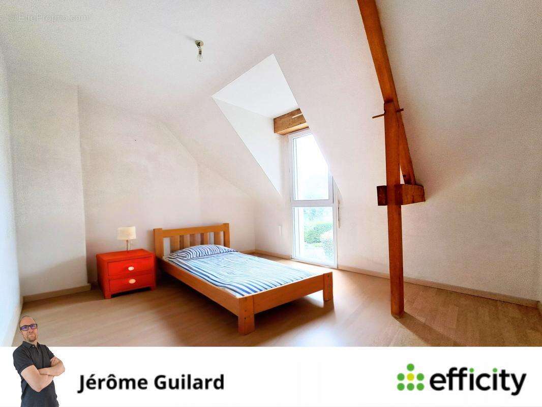 Maison à LA BOUEXIERE