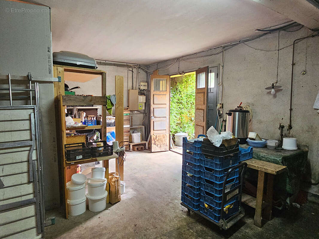 Maison de village avec cour et garage - photo 15