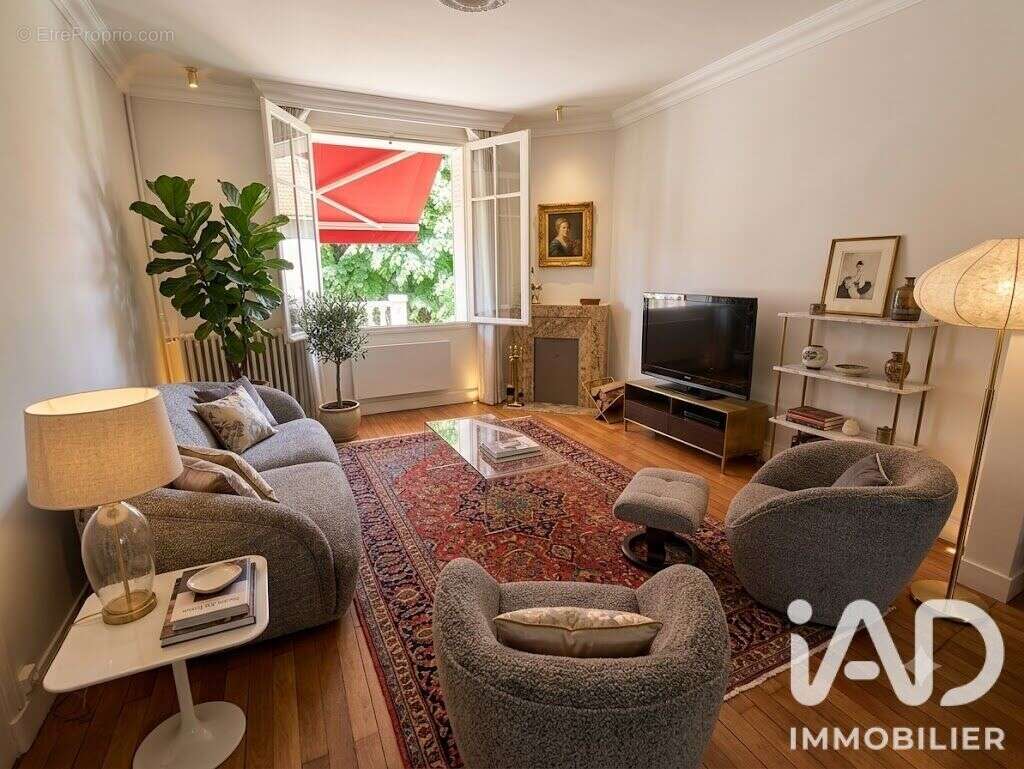 Maison 180 m² à Aiffres  - photo 9
