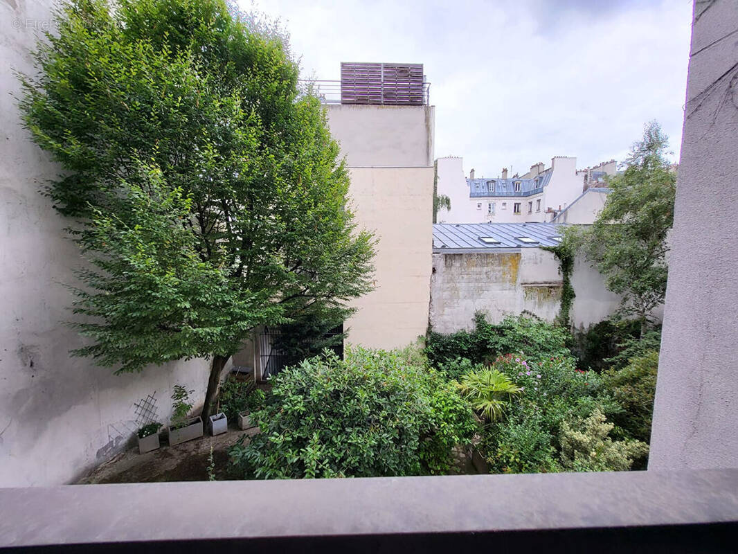 Appartement à PARIS-11E