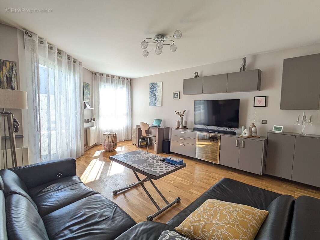 Appartement à LE KREMLIN-BICETRE