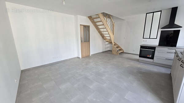 Maison à MESSAS