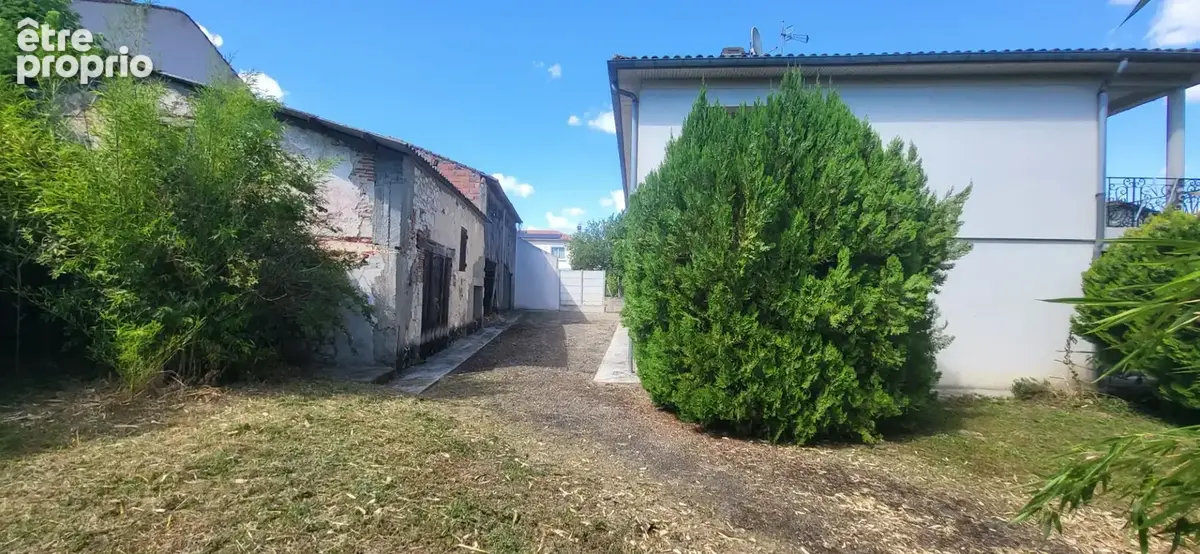 Maison fort potentiel Saint Hilaire de Lusignan - photo 7