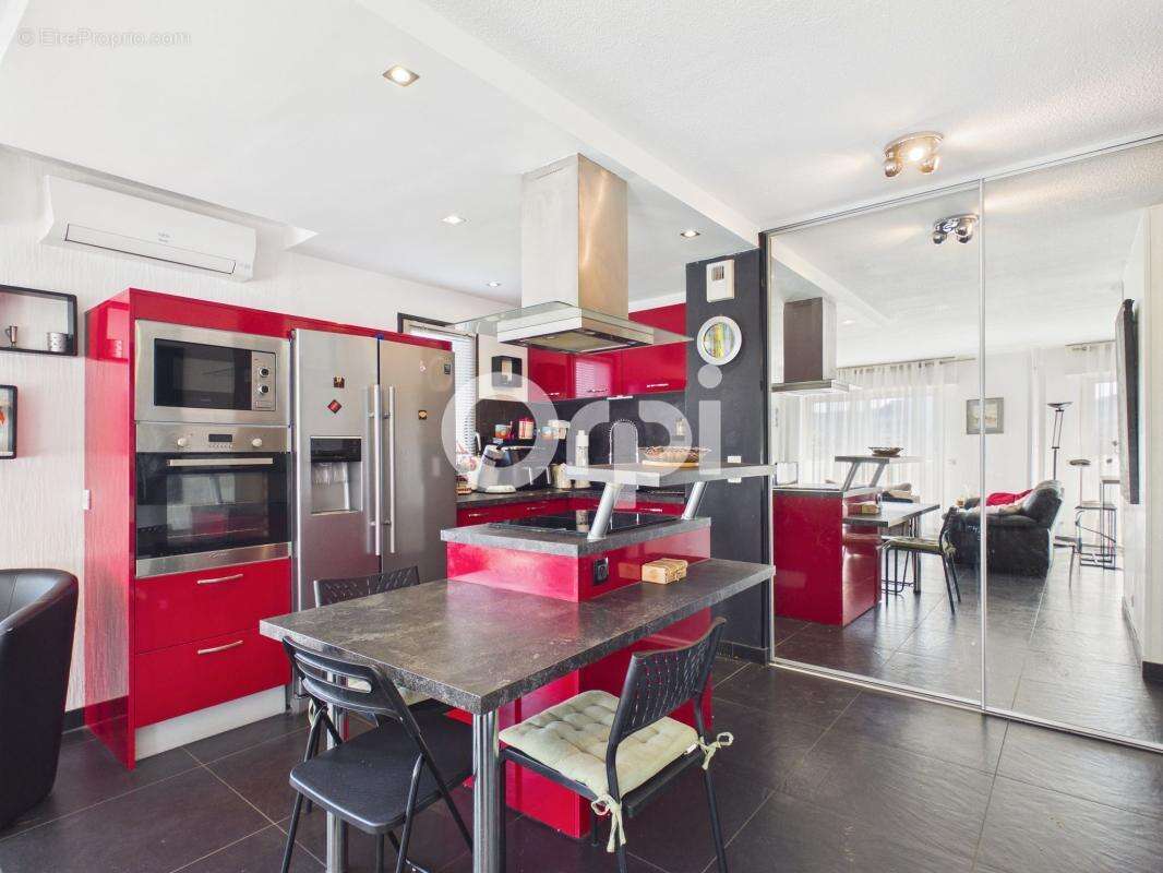 Appartement à MANDELIEU-LA-NAPOULE