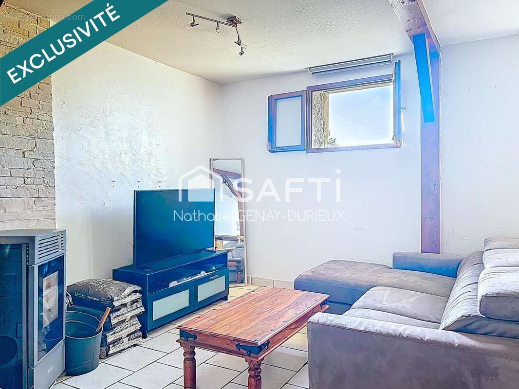 Photo 5 - Appartement à LA TOUR-DE-SALVAGNY